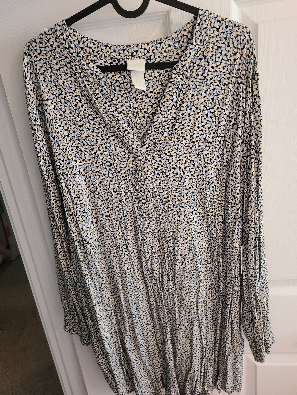 H&M Flowy V-Neck Tunic Dress in Blue, Black & Cream